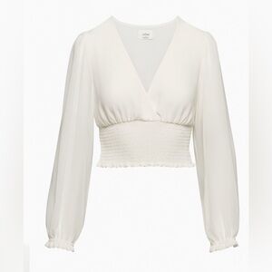 Aritzia White Chiffon Blouse - Wilfred size XS ‼️FREE SHIPPING‼️